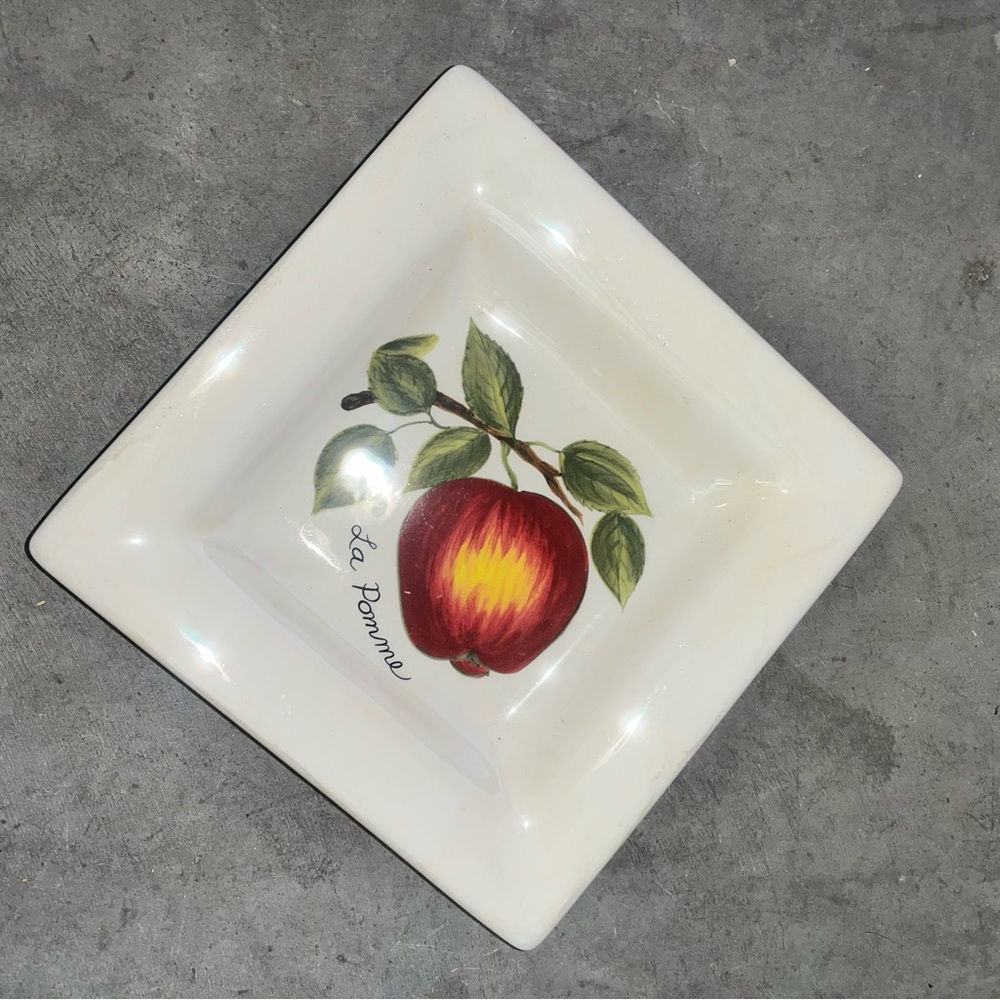 Square White Plate with Apple Design